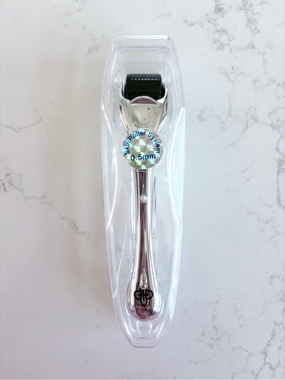 Le Jardin Switzerland Derma Roller Microneedling Tool 0.5mm Silver Titanium